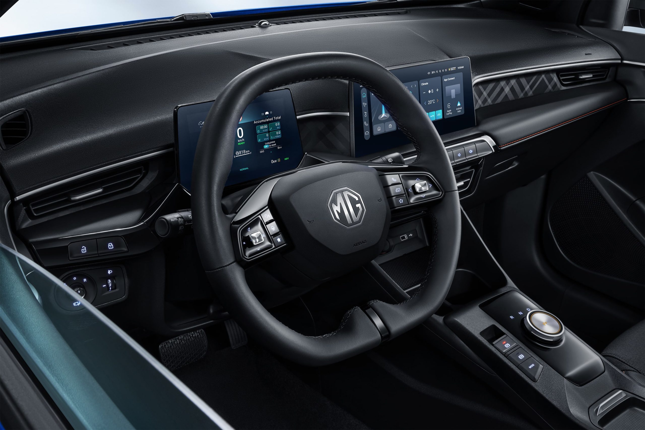Image of dark interior and leather mulitpurpose steering wheel of the MG 3.