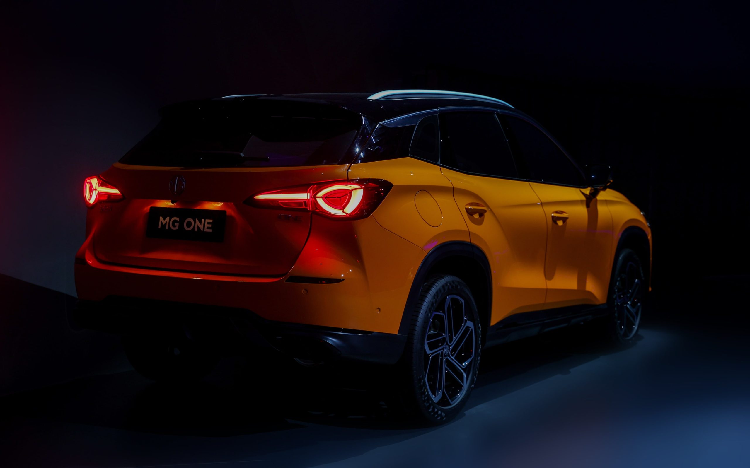 Image of exterior and rear lamps of orange MG One