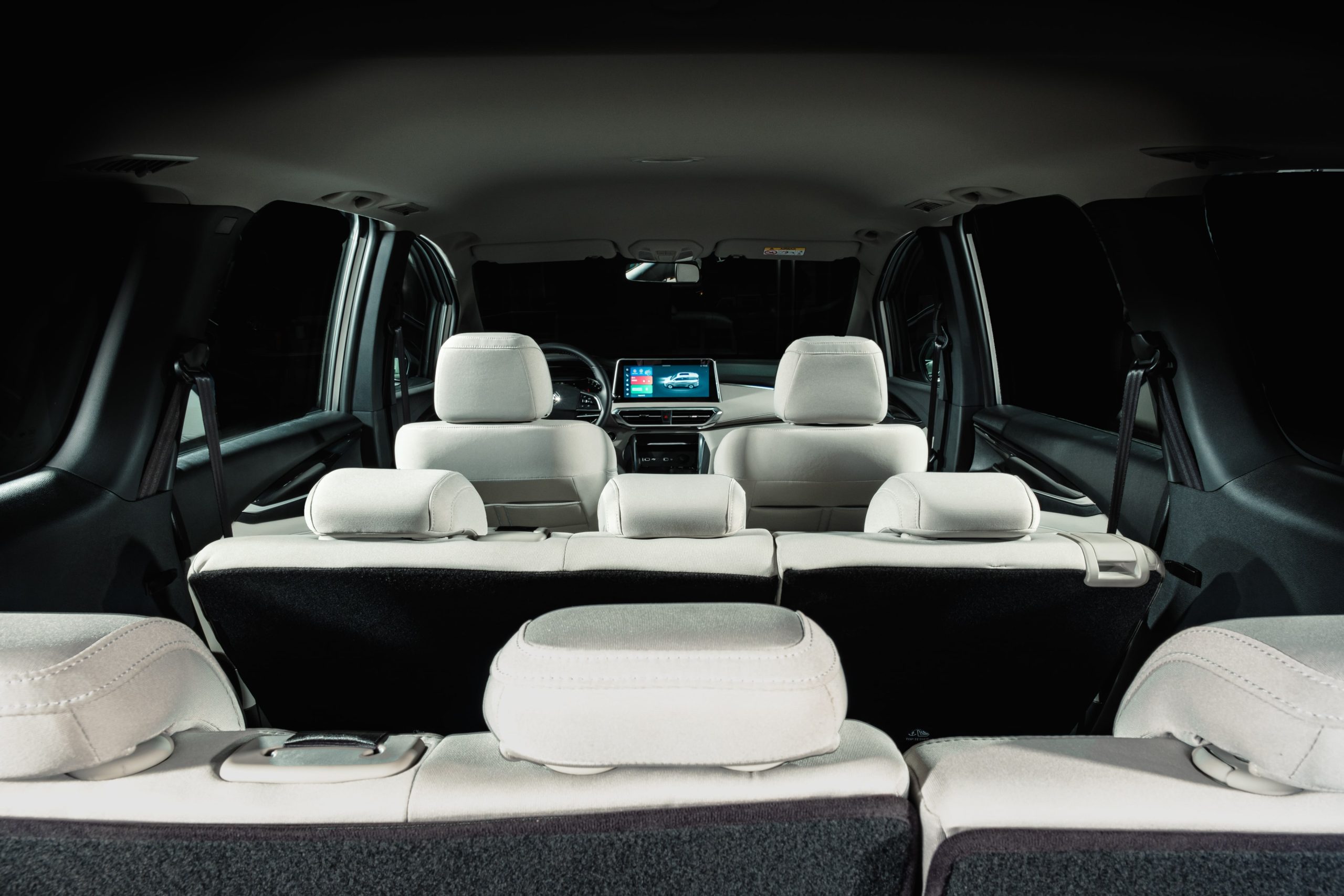 Image of rear view of 8 seater cabin of MG G50 Plus.