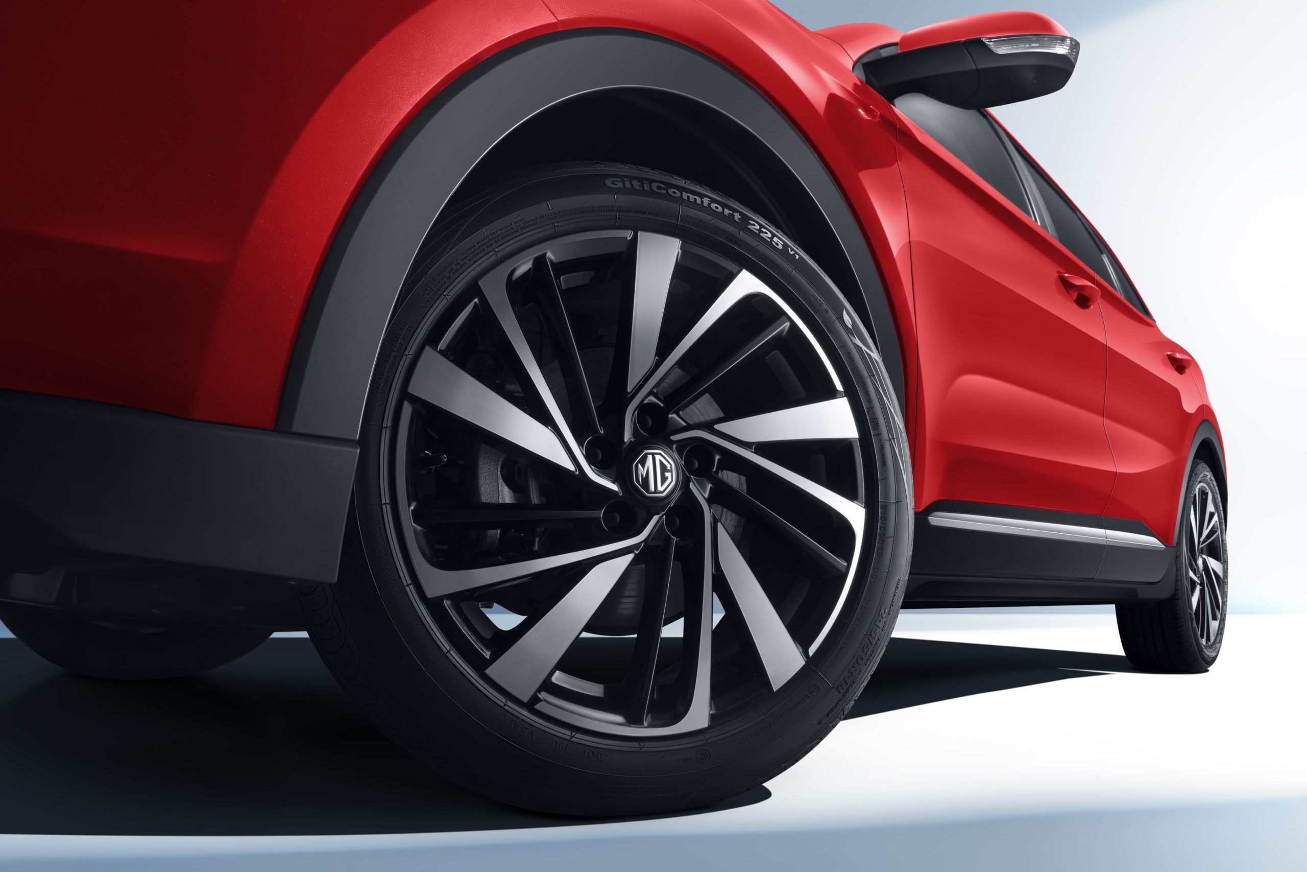 MG ZS 18-inch Two-tone Alloy Wheels