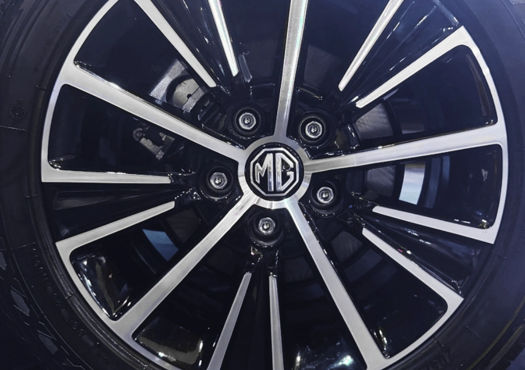 Front and Rear Disc Brakes