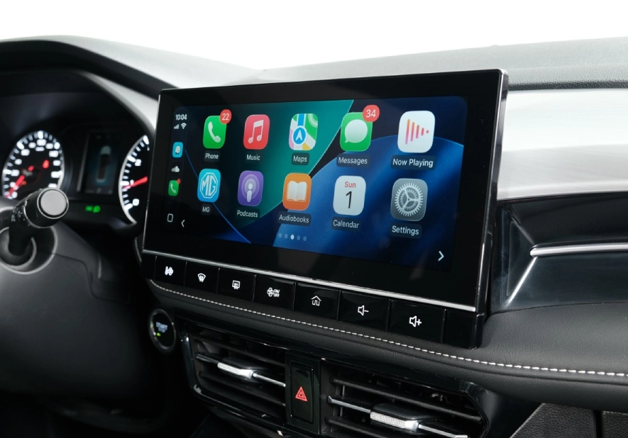Apple CarPlay and Android Auto